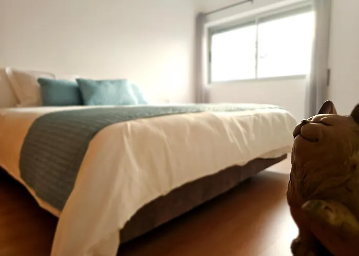 Cantinho Da Whiska * 蓬塔德尔加达